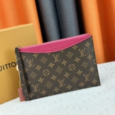 Louis Vuitton Clutch Bags